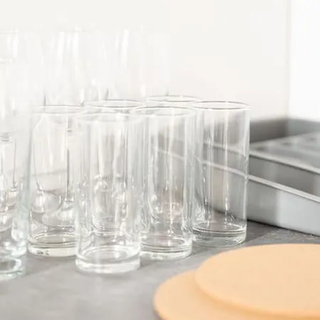 Apartamento - New York In The Heart Of - Betten & Sofa - 5 Mins Station Hbf - Big Tv & Wifi - *