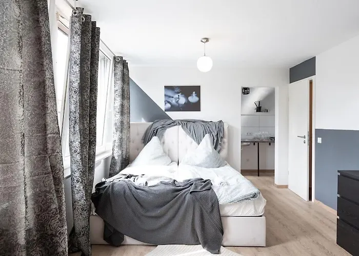 Apartmán - New York In The Heart Of - Betten & Sofa - 5 Mins Station Hbf - Big Tv & Wifi -